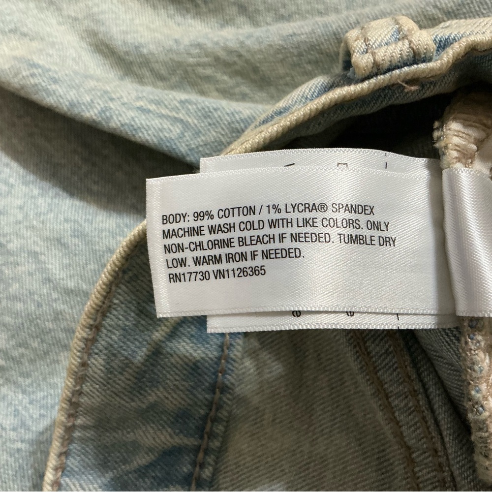 Universal Thread Light Blue Ankle Jeans Size 2R - Picture 8 of 8